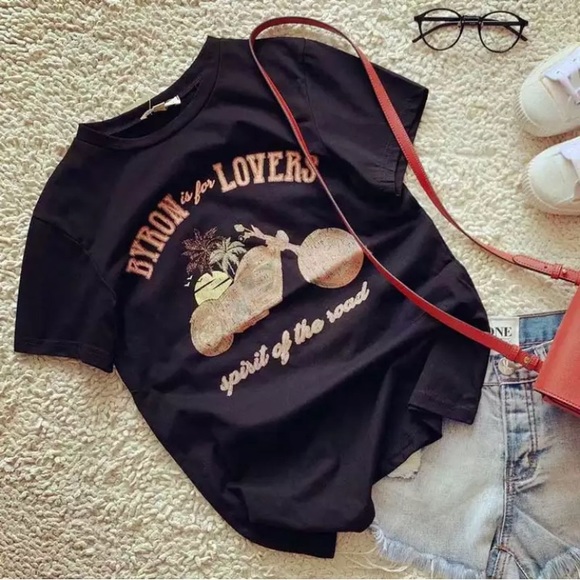 Byron Lovers Vintage Black Graphic T-Shirt - Picture 6 of 7